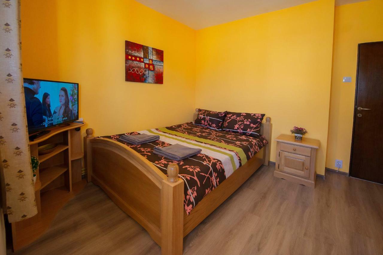 Luna Apartment Braşov Exterior foto