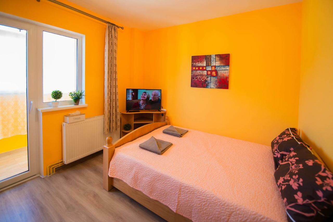 Luna Apartment Braşov Exterior foto